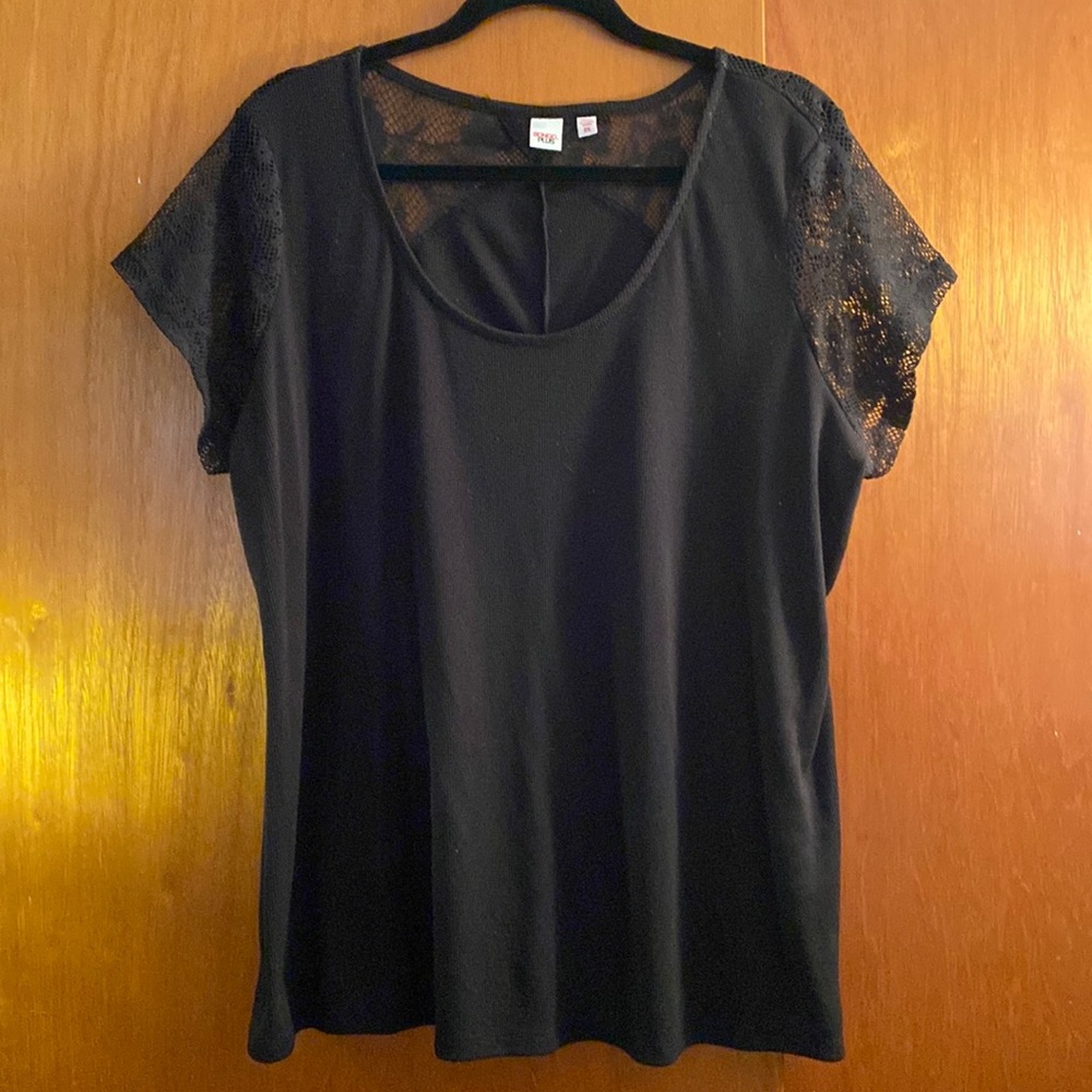 Bongo Plus Black Tee with Lace, 2X